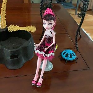 Monster High Draculaura Doll